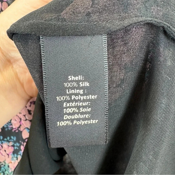 Elizabeth and James 100% Silk Sheer Floral Top Size Small - Picture 7 of 7